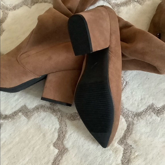 Brand new, no tags, over the knee boots. - Picture 4 of 4